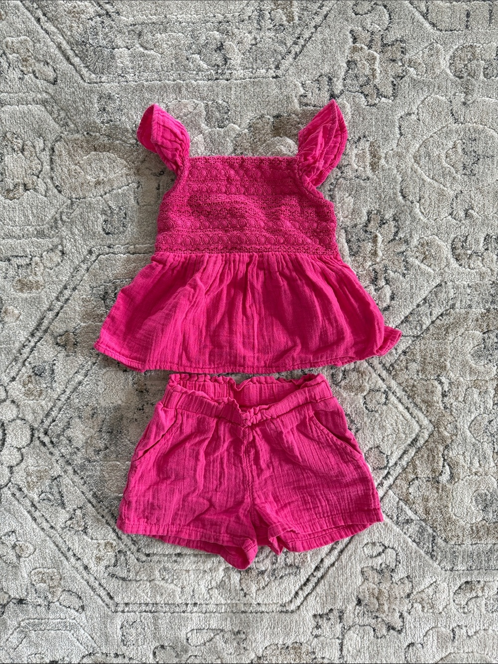 Cat & Jack Girls 3T Hot Pink Two-Piece Top & Shorts Set